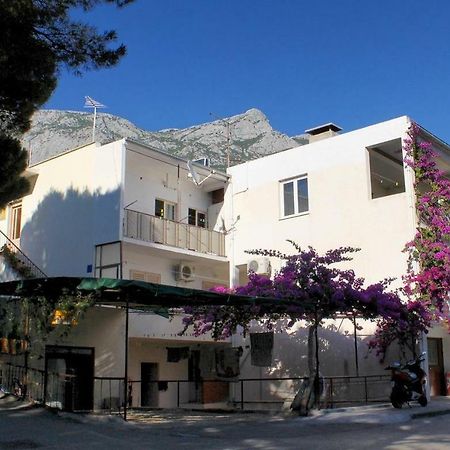 Modern Apartment With 3 Bedrooms Makarska Exteriör bild